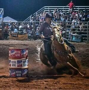 Meet your Posher, Leanne